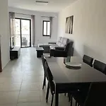 Privilege Suits Swatar Διαμέρισμα