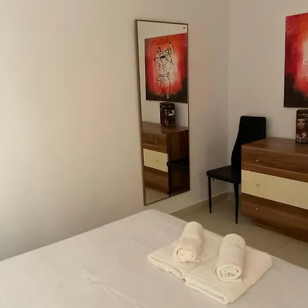 Privilege Suits Swatar Apartamento Birkirkara
