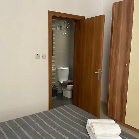 Privilege Suits Swatar Apartament *