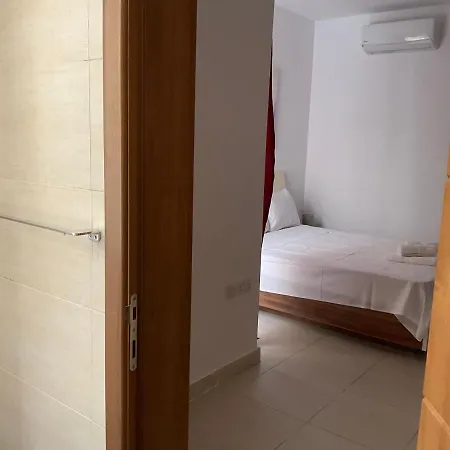 Privilege Suits Swatar Apartament *