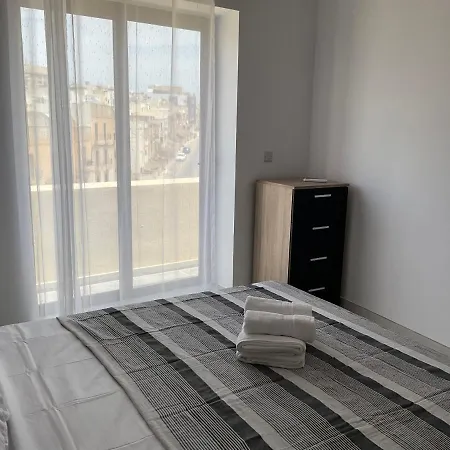 Privilege Suits Swatar Birkirkara